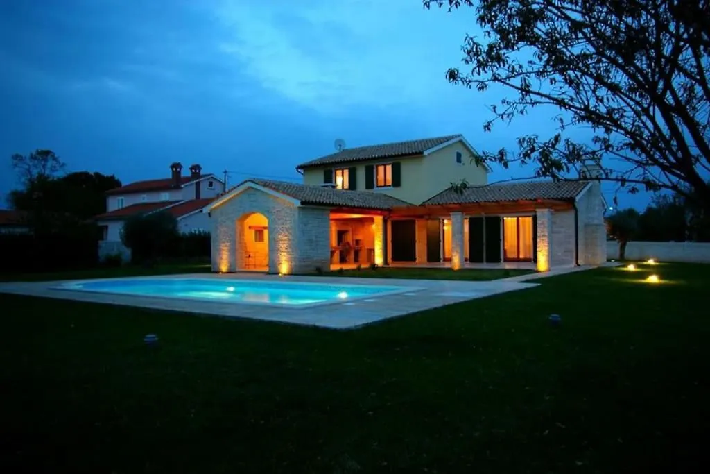 Villa Anita By Istrialux Hrboki 0*,  Croatia